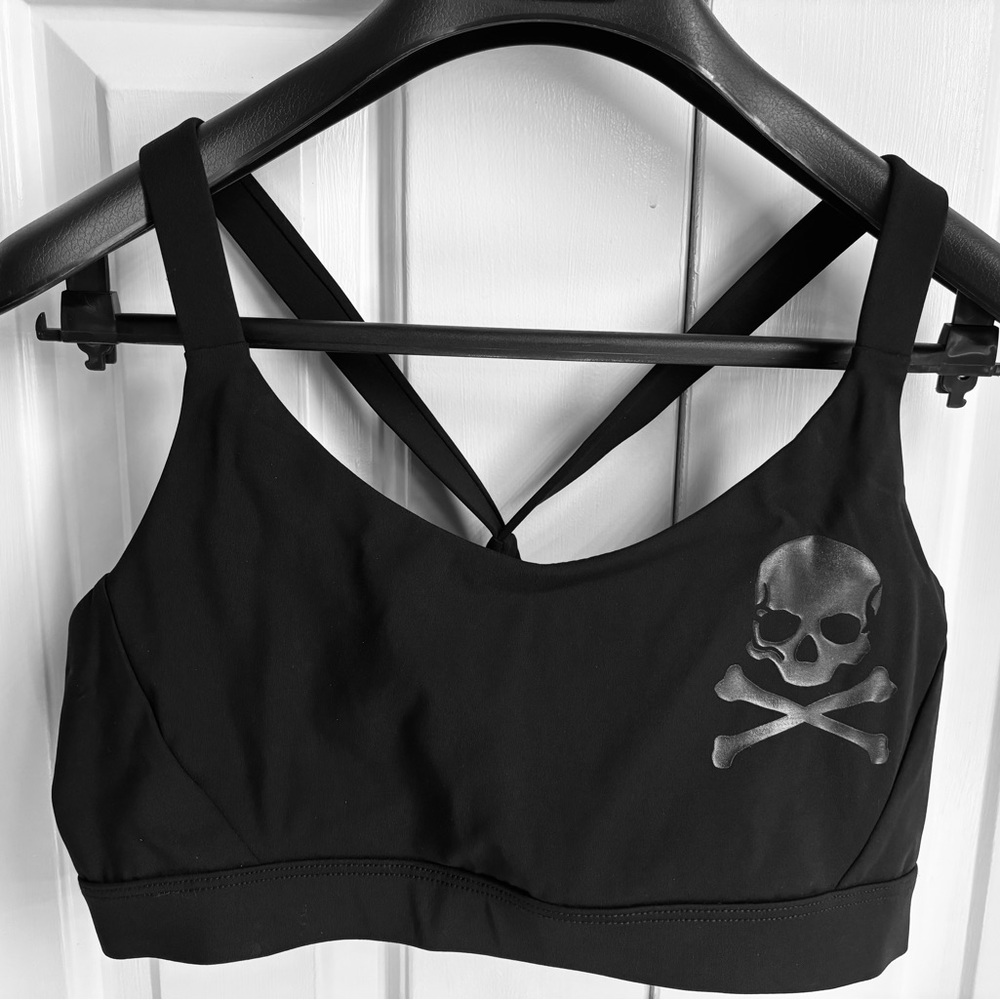 Soul Cycle Black Skull Crossbones Sports Bra